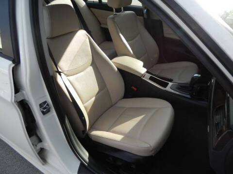 2011 BMW 3 Series 328i