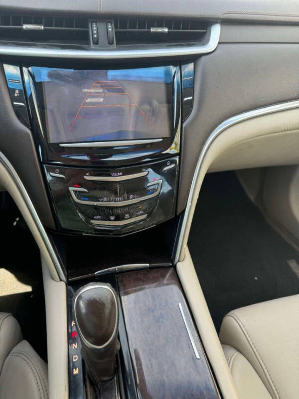 2015 Cadillac XTS Pro Coachbuilder-Limo