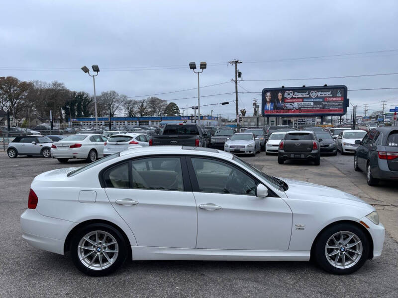 2010 BMW 3 Series 328i photo 5