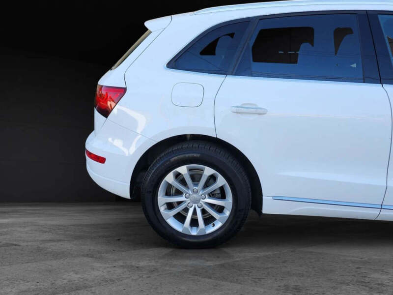 2016 Audi Q5 2.0T quattro Premium Plus