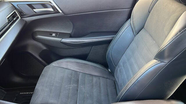 2023 Mitsubishi Outlander SE Special Edition