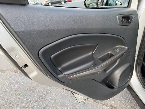 2022 Ford EcoSport SES