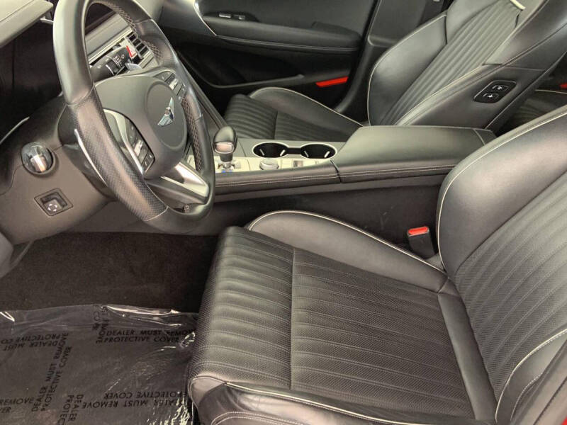 2022 Genesis G70