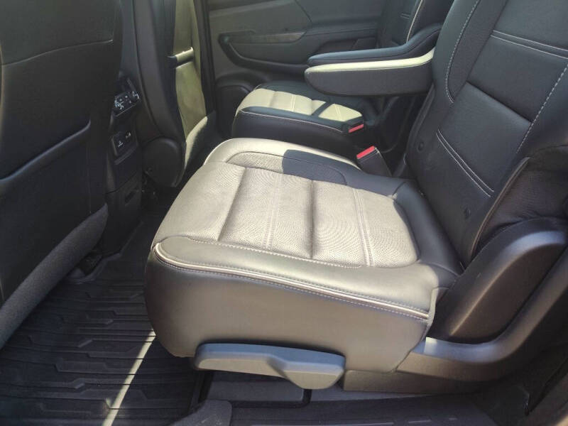 2020 GMC Acadia Denali