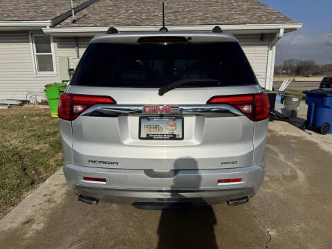 2017 GMC Acadia Denali