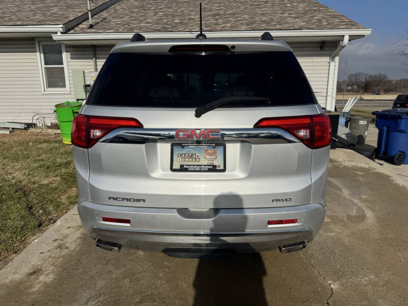 2017 GMC Acadia Denali