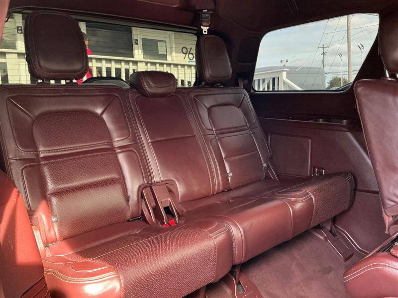 2018 Lincoln Navigator Black Label