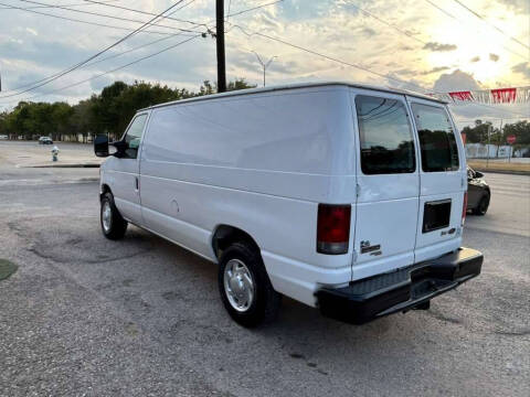 2011 Ford E-Series E-150