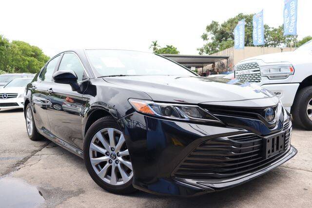 2019 Toyota Camry for sale at OCEAN AUTO SALES in Miami FL
