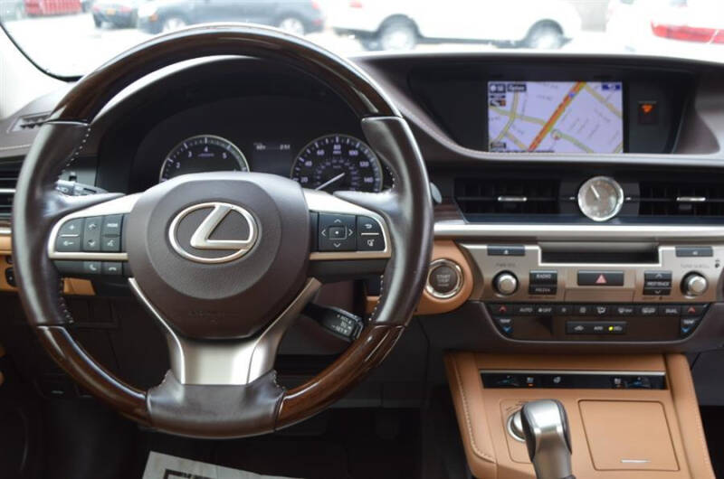 2016 Lexus ES 350