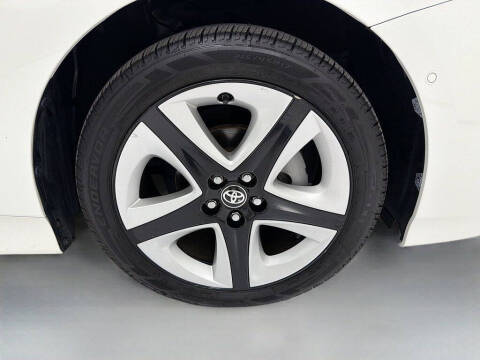 2017 Toyota Prius Three Touring