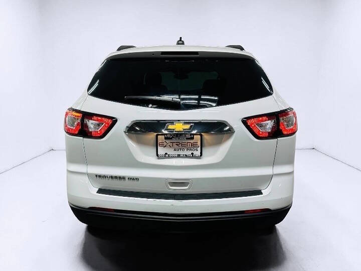 2017 Chevrolet Traverse LS
