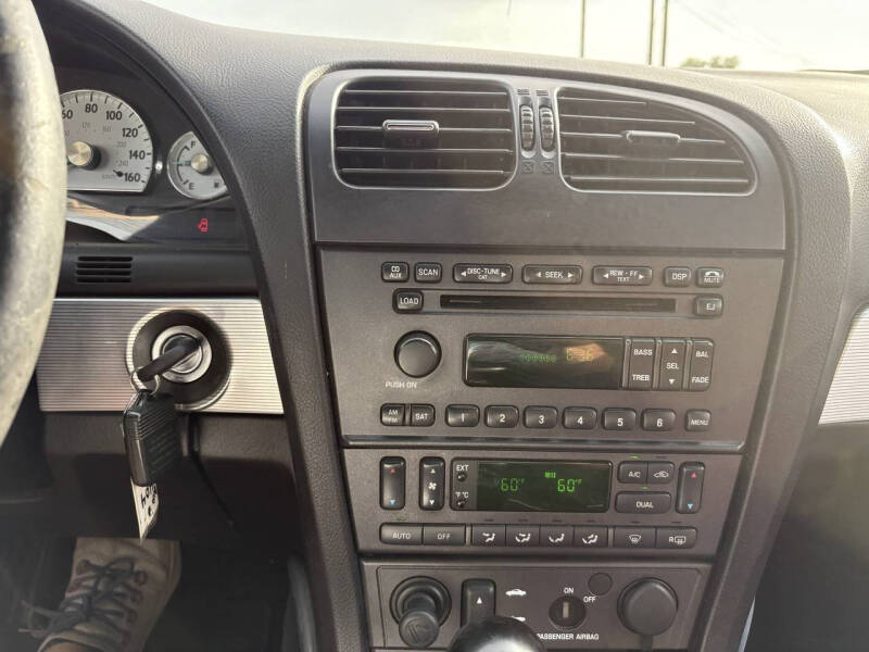 2004 Ford Thunderbird Deluxe