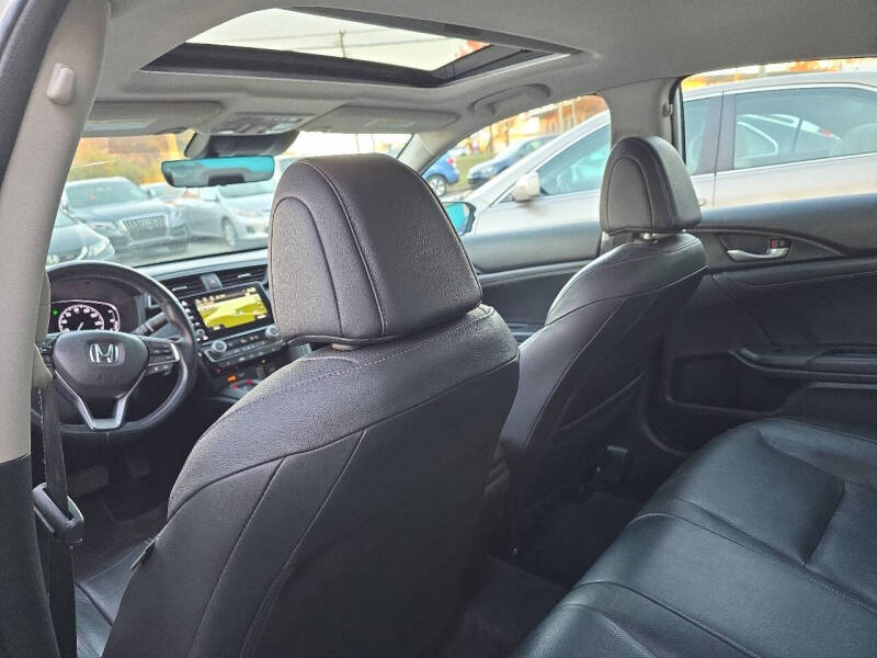 2019 Honda Insight Touring