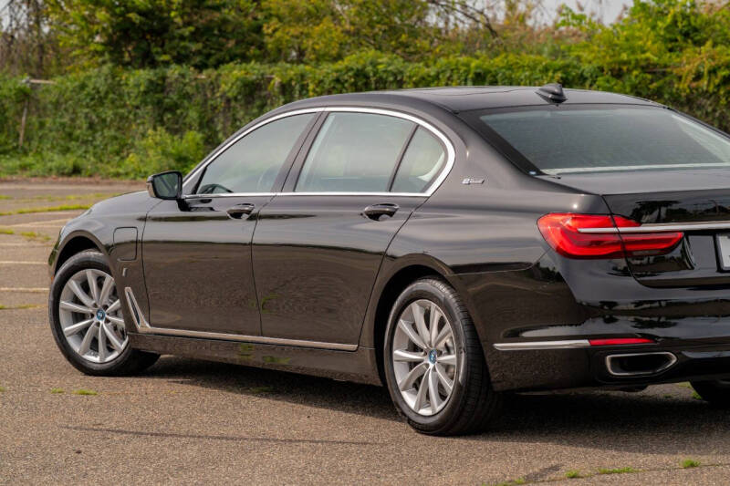 2018 BMW 7 Series 740e xDrive iPerformance