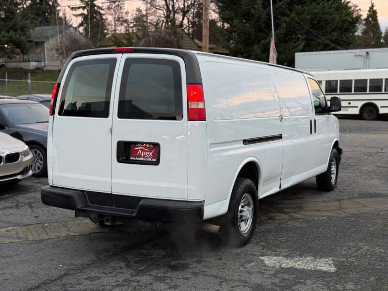 2016 Chevrolet Express 2500
