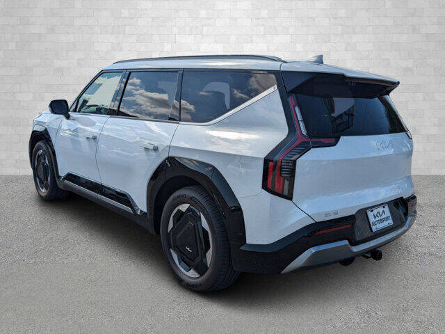 2024 Kia EV9 Land