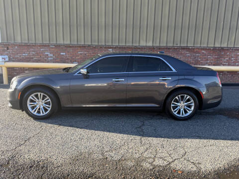 2016 Chrysler 300 C