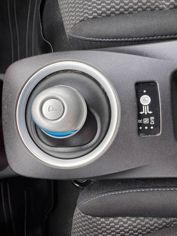 2016 Nissan LEAF S-24