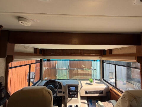 2015 Forest River Georgetown 335DS