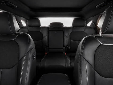 2023 Genesis GV70 2.5T Standard