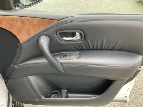 2022 Nissan Armada SL