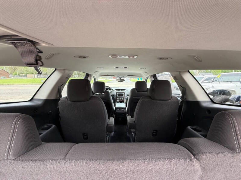 2017 Chevrolet Traverse LT