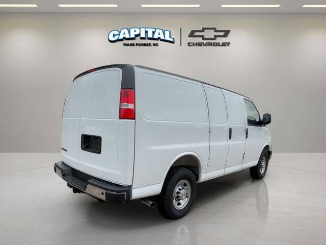 2025 Chevrolet Express 2500
