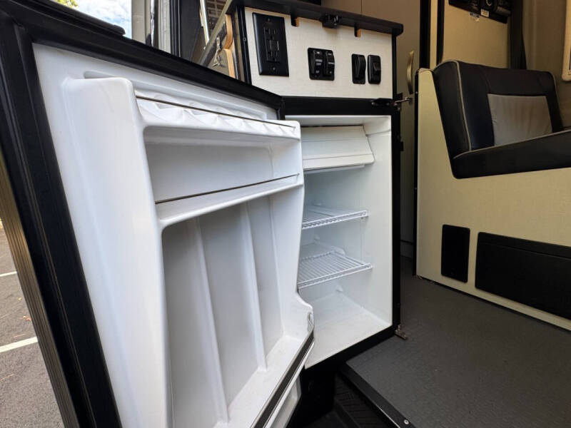 2020 Mercedes-Benz Sprinter 2500