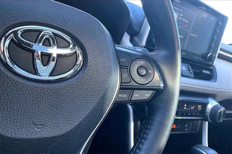 2020 Toyota RAV4 Limited