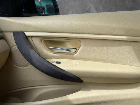 2016 BMW 3 Series 320i xDrive