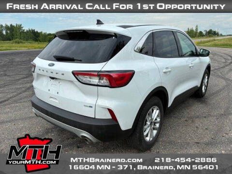2020 Ford Escape SE