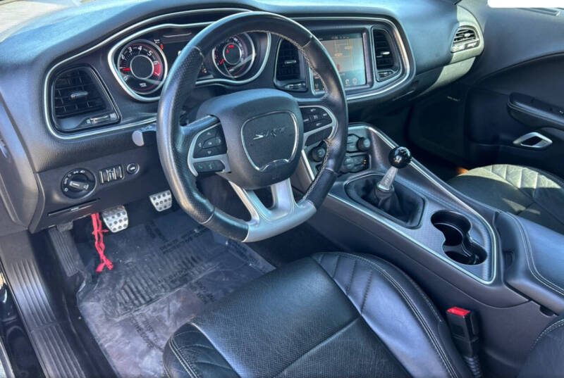 2016 Dodge Challenger SRT 392