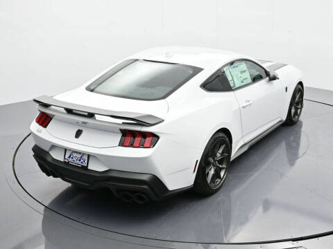 2025 Ford Mustang Dark Horse