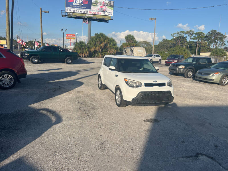 2014 Kia Soul for sale at Friendly Finance Auto Sales in Port Richey FL