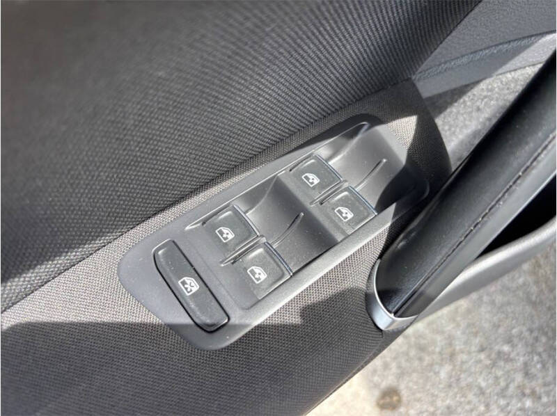 2017 Volkswagen Golf GTI S