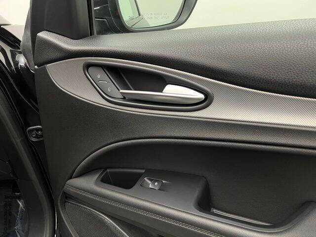 2023 Alfa Romeo Stelvio Veloce