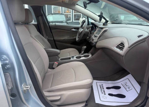 2017 Chevrolet Cruze LS Auto