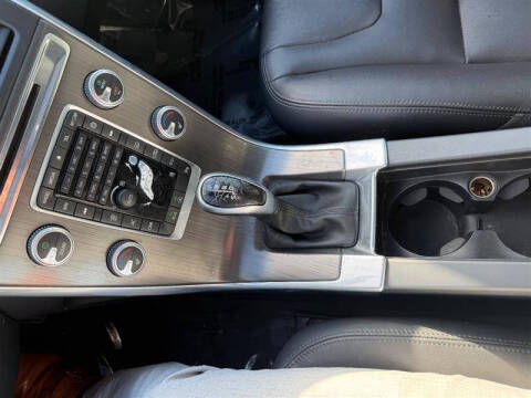 2016 Volvo XC60 T5 Drive-E Premier