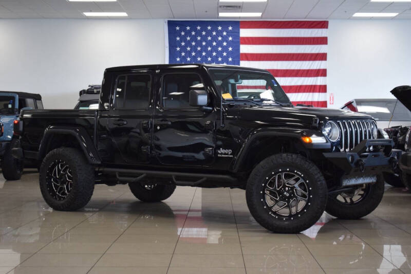 2020 Jeep Gladiator Overland's photo