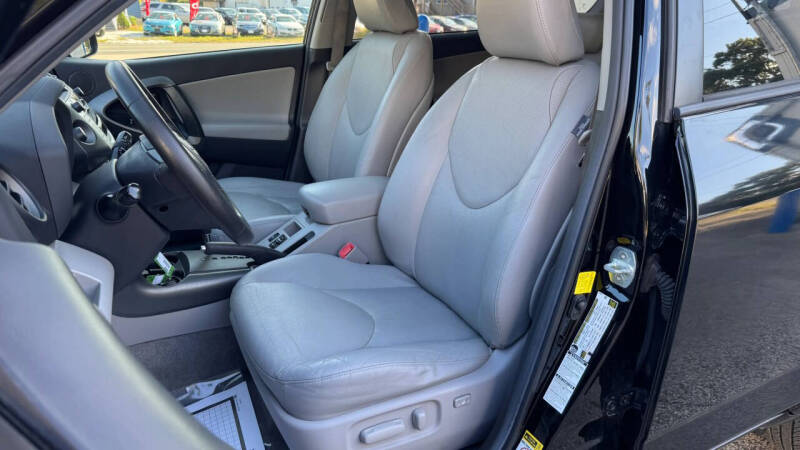 2011 Toyota RAV4 Limited