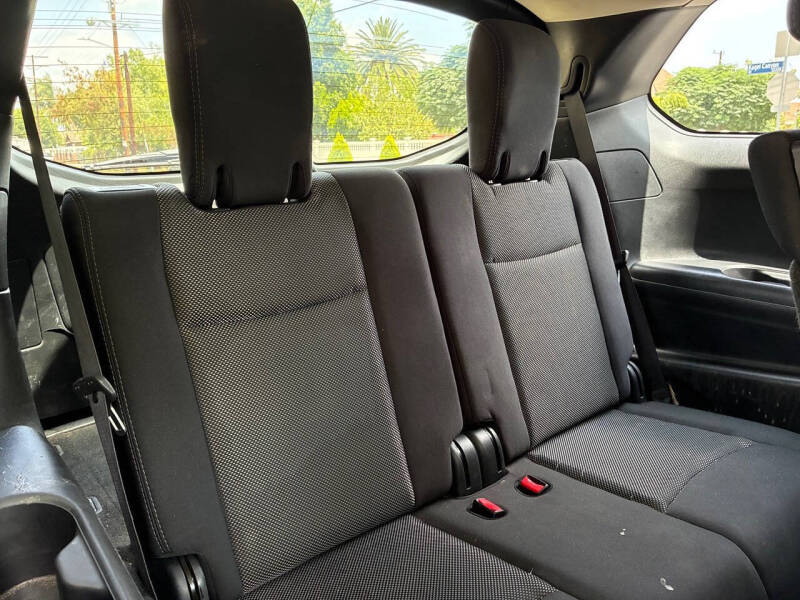 2018 Nissan Pathfinder S