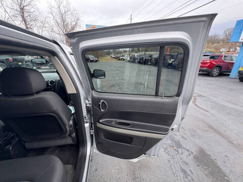 2010 Chevrolet HHR LS