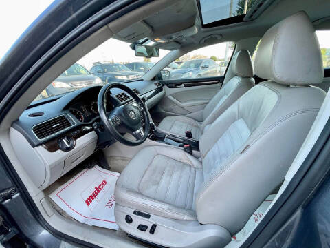 2015 Volkswagen Passat 1.8T SEL Premium