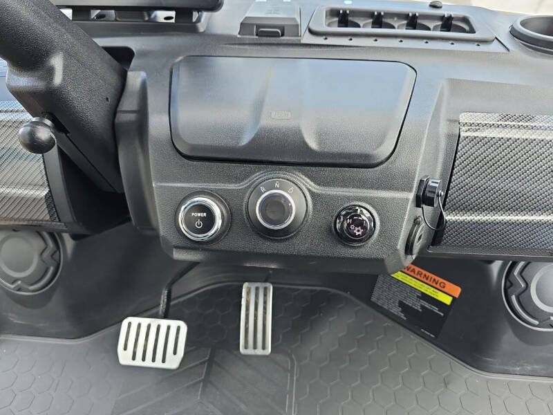 2025 Evolution Maverick F6