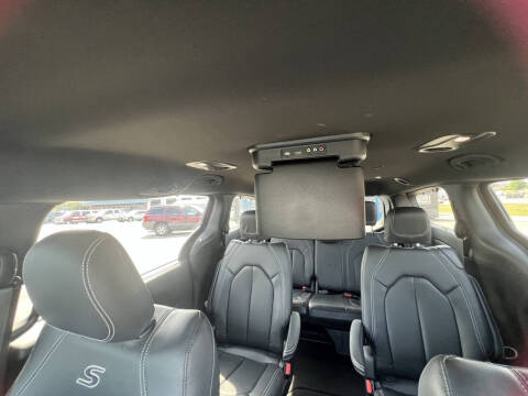 2019 Chrysler Pacifica Touring L