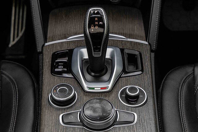 2022 Alfa Romeo Stelvio Ti