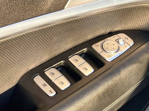 2022 Genesis G70