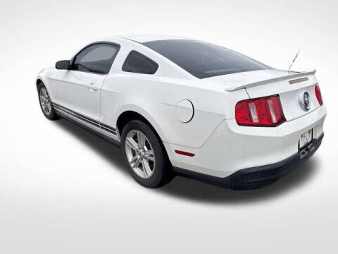 2010 Ford Mustang V6