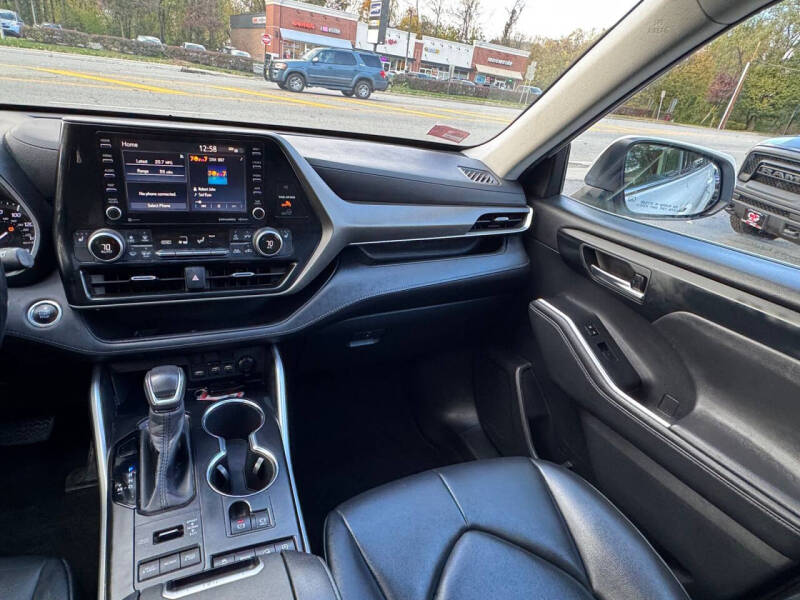 2020 Toyota Highlander XLE